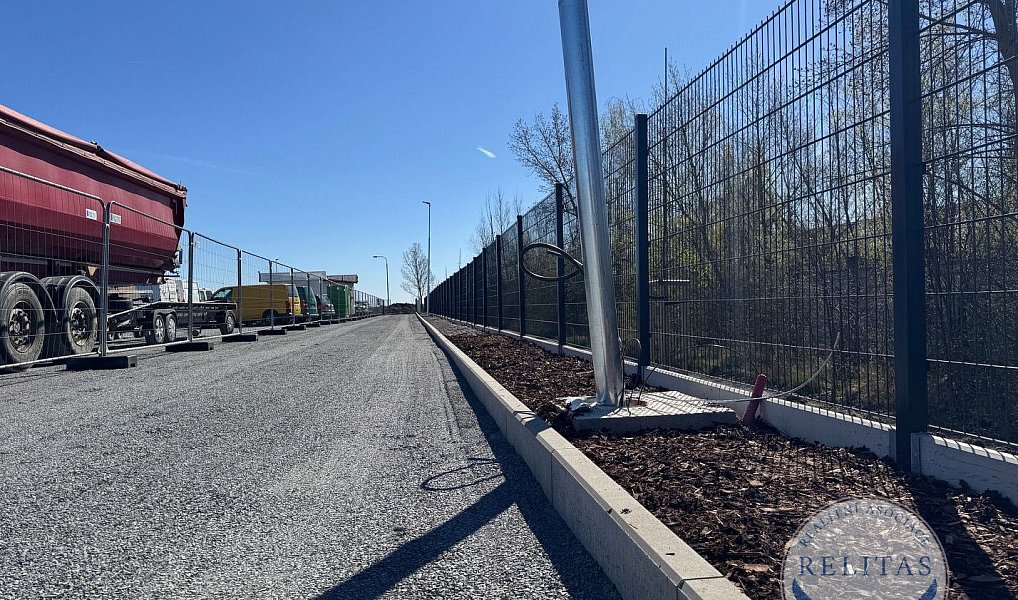 Pronájem komerčního pozemku 6 000 m², Odolena Voda – náhled fotky 3