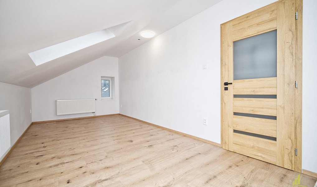 Prodej bytu 3+1 122 m², Třinec – náhled fotky 5
