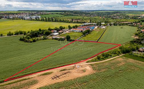 Prodej pole 10 682 m², Únětice, okres Praha-západ