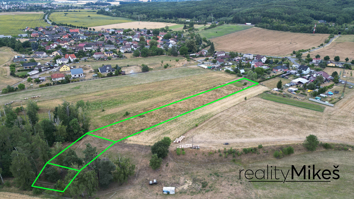 Prodej stavebního pozemku 2 831 m² – fotografie 2