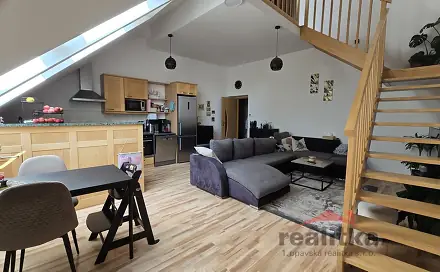 Prodej bytu 3+kk 98 m², Nákladní, Opava - Předměstí