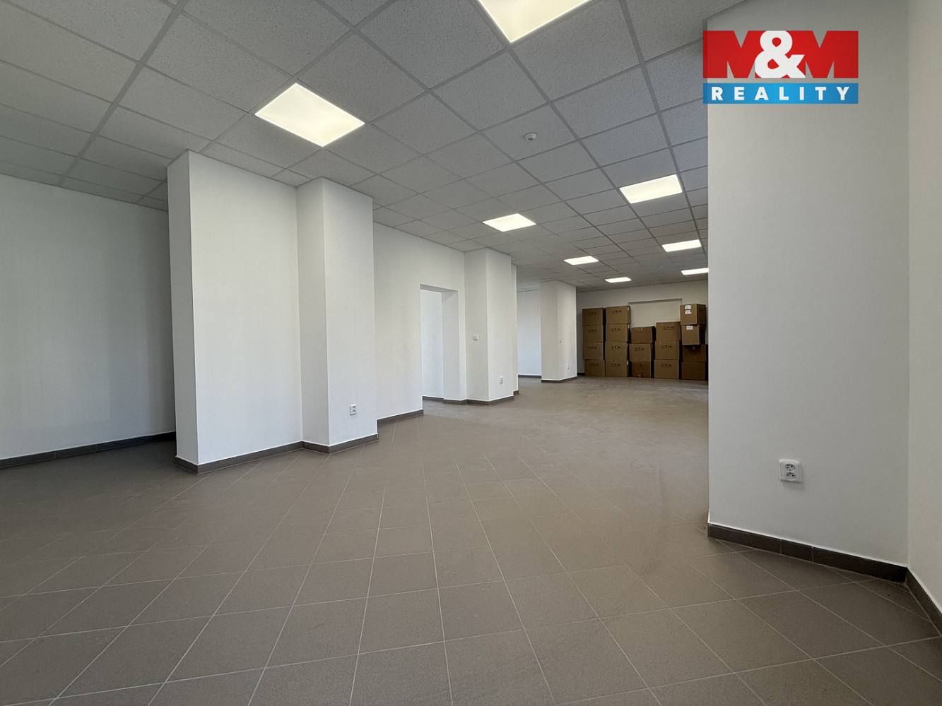 Pronájem obchodních prostor 260 m² — photo 4
