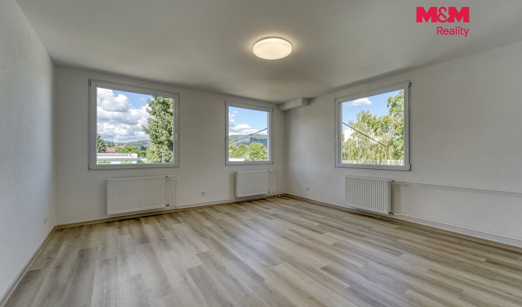 Pronájem bytu 2+kk 53 m², Sušice – náhled fotky 3
