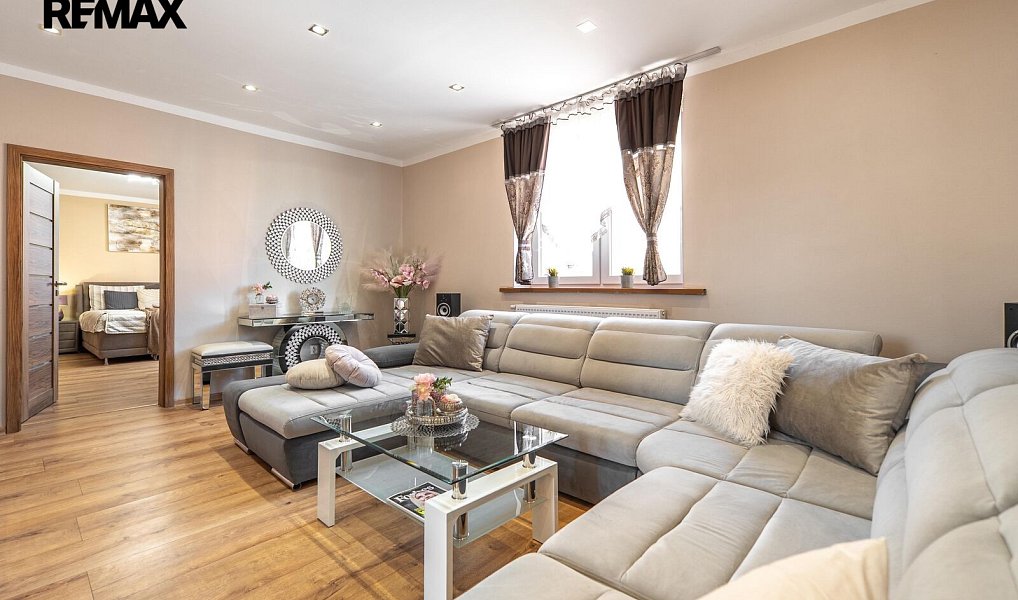 Prodej domu 200 m² s pozemkem 435 m², Kladno – náhled fotky 4