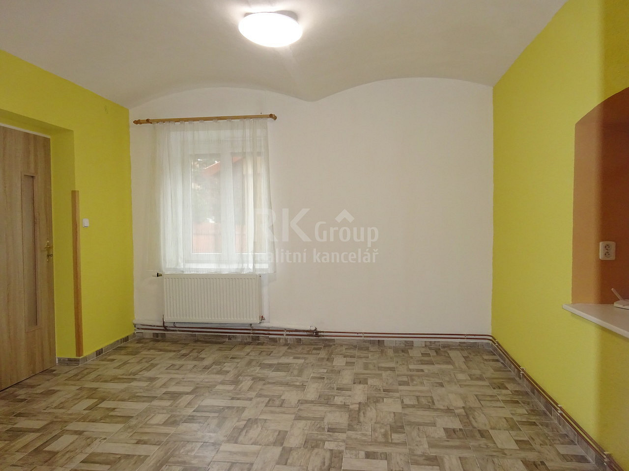 Pronájem bytu 1+1 40 m² — photo 2