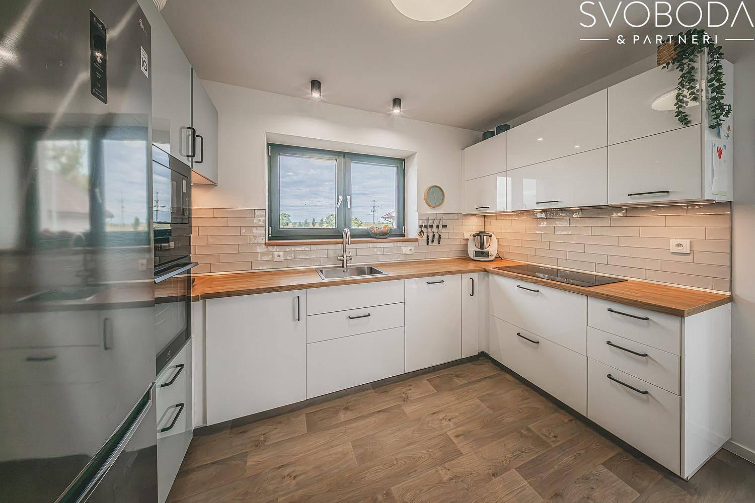 Prodej domu 142 m² s pozemkem 900 m² – fotografie 4
