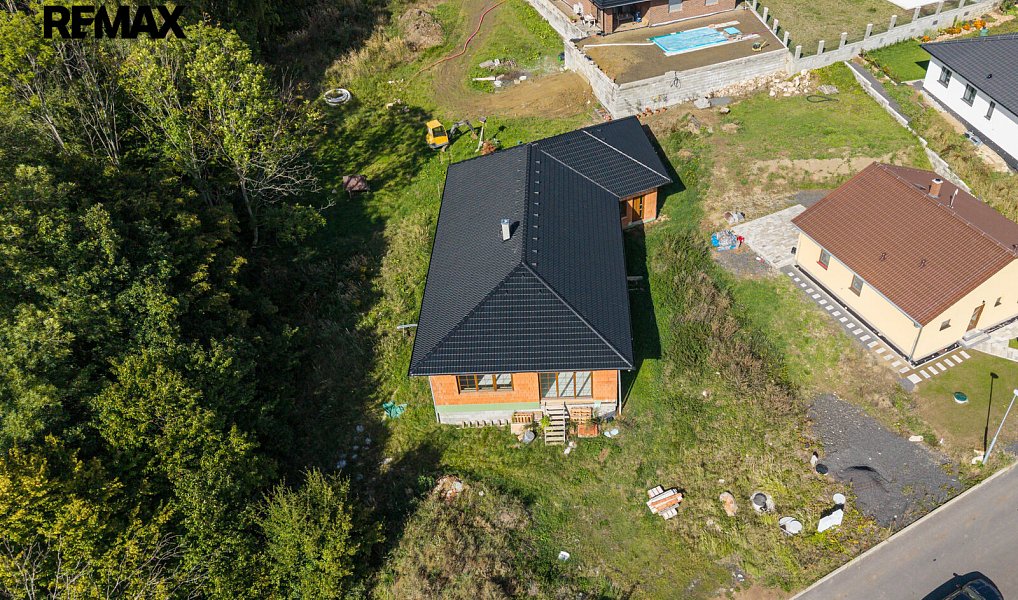 Prodej domu 175 m² s pozemkem 753 m², Dubí – náhled fotky 15