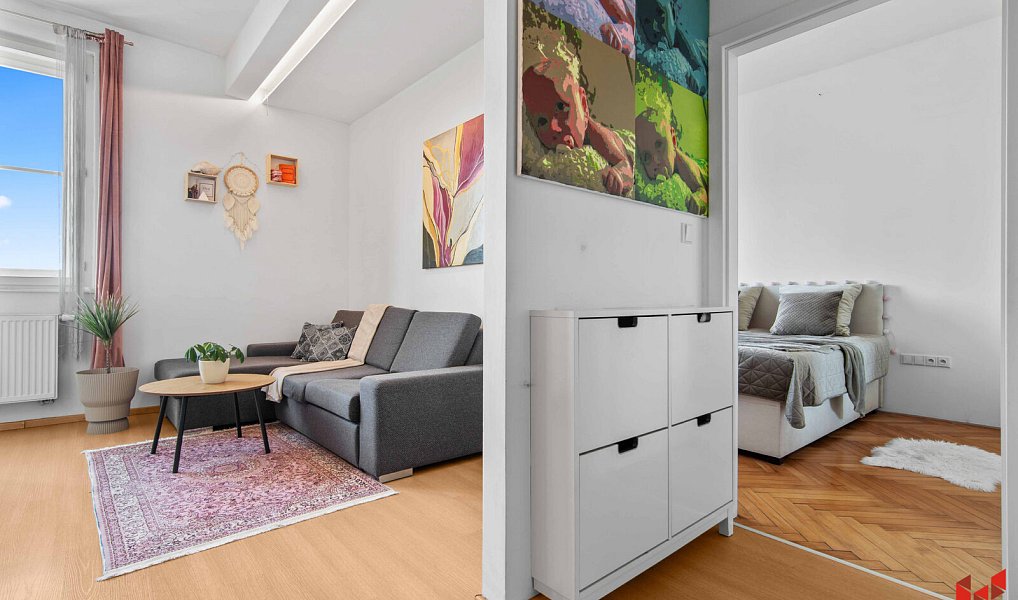Prodej bytu 2+kk 43 m², Praha – náhled fotky 3