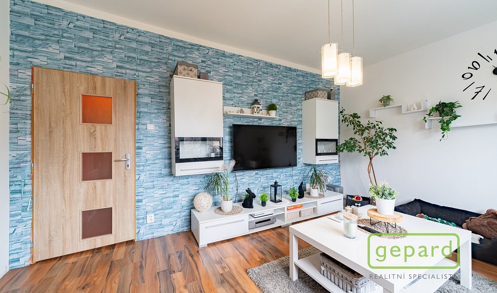 Prodej bytu 2+1 54 m², Ostrov – náhled fotky 16