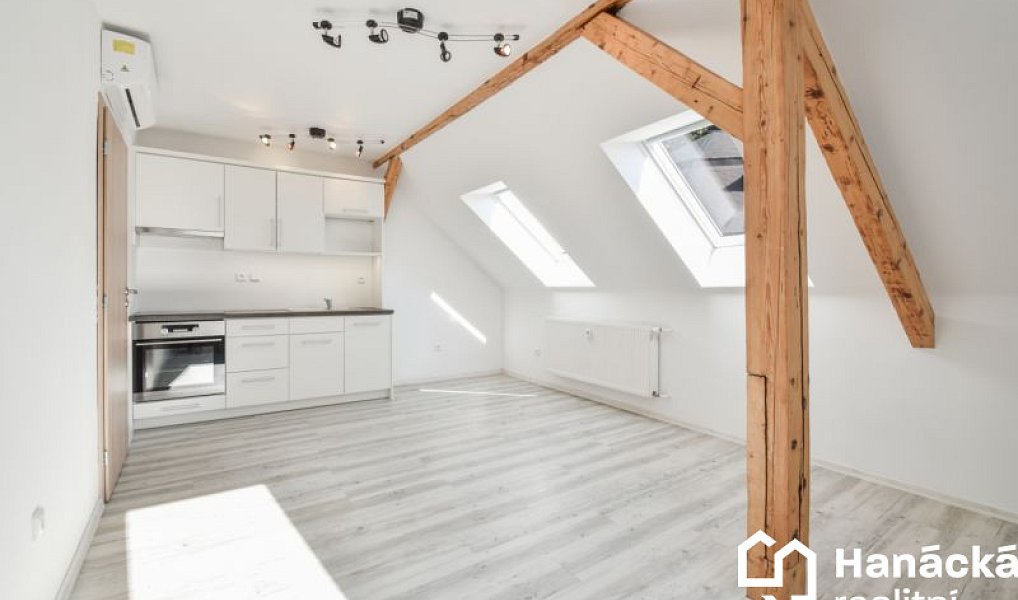 Pronájem bytu 2+kk, 45 m², Olomouc