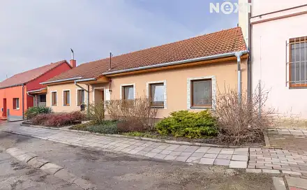 Prodej domu 255 m² s pozemkem 1 620 m², Šumice, okres Brno-venkov