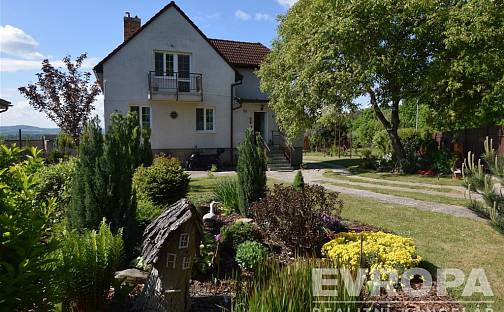 Prodej domu 214 m² s pozemkem 1 180 m², Nová, Konárovice, okres Kolín