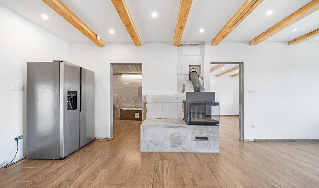 Prodej domu 162 m² s pozemkem 605 m², Hevlín – náhled fotky 10