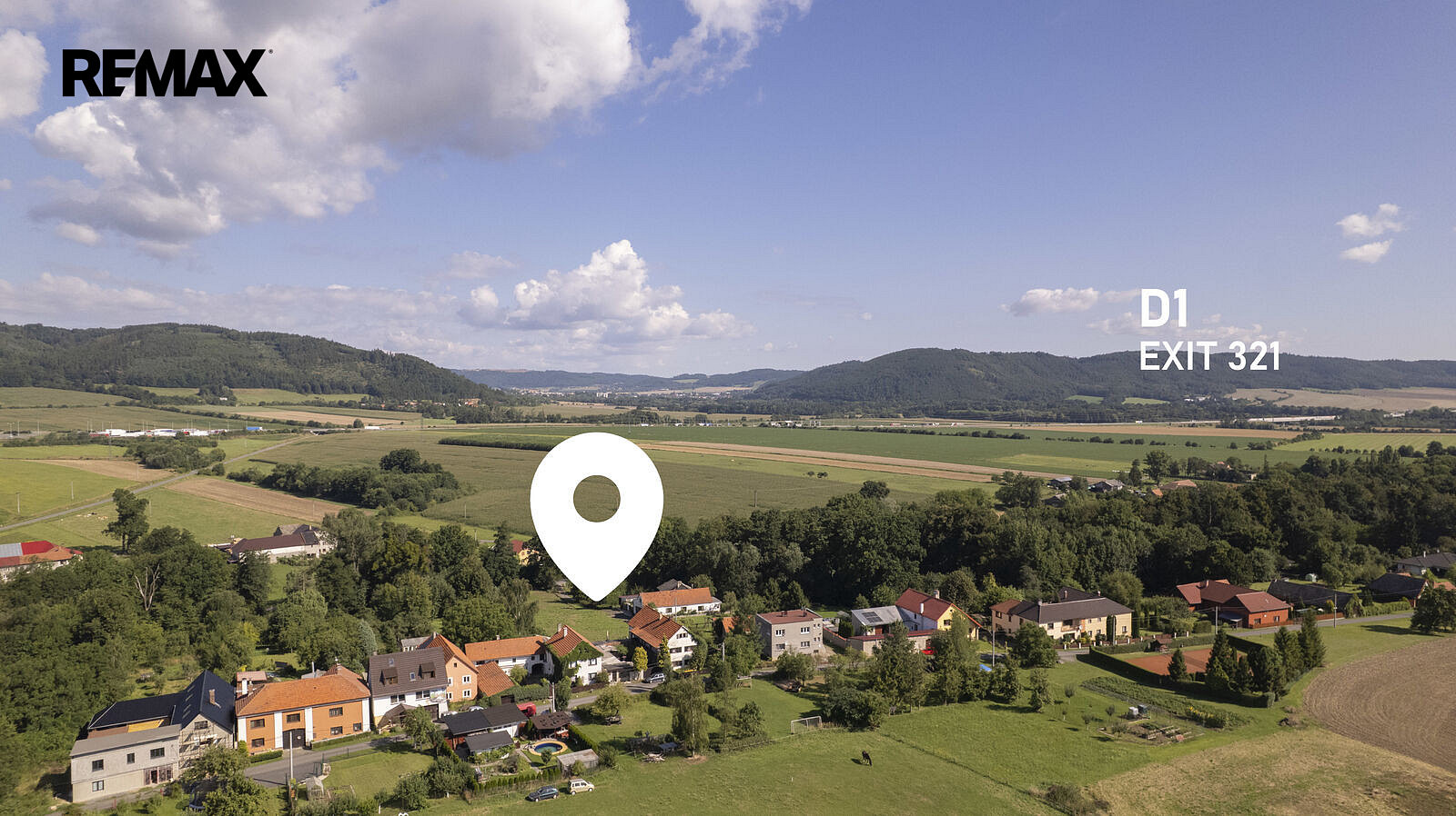 Prodej stavebního pozemku 3 003 m² – fotografie 2