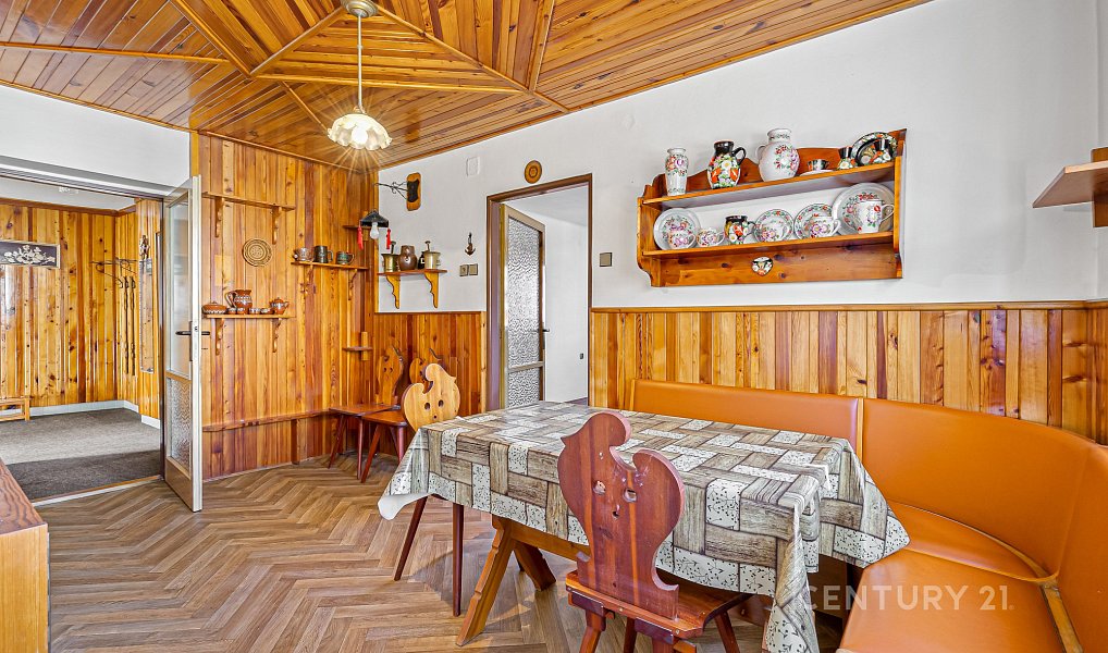 Prodej domu 285 m² s pozemkem 136 m², Sušice – náhled fotky 10