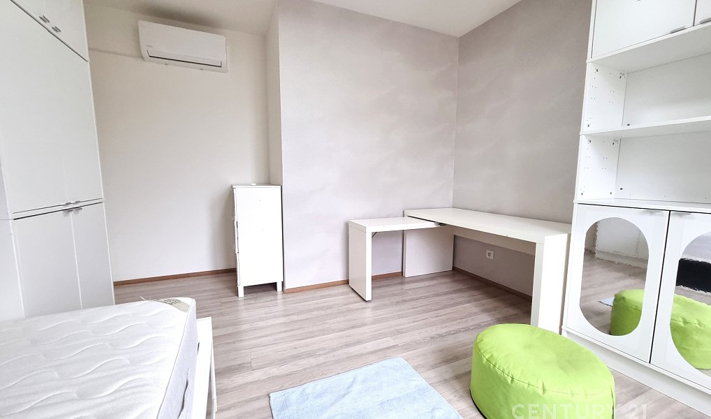 Pronájem bytu 3+kk 95 m², Praha – náhled fotky 9