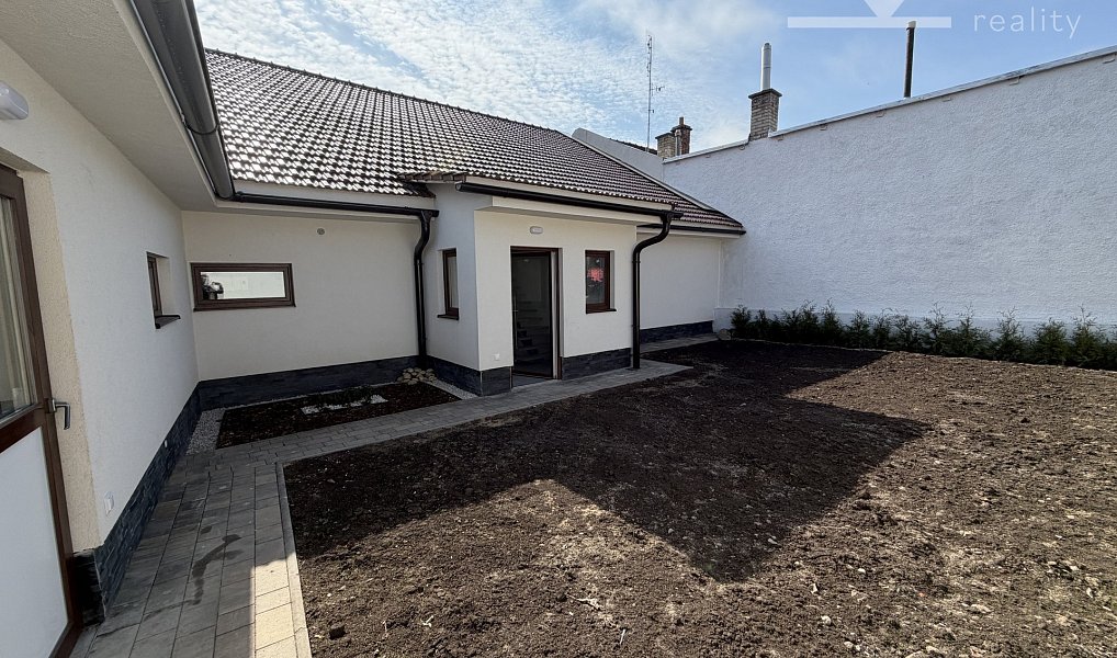 Prodej domu 184 m² s pozemkem 266 m², Vyškov – náhled fotky 3