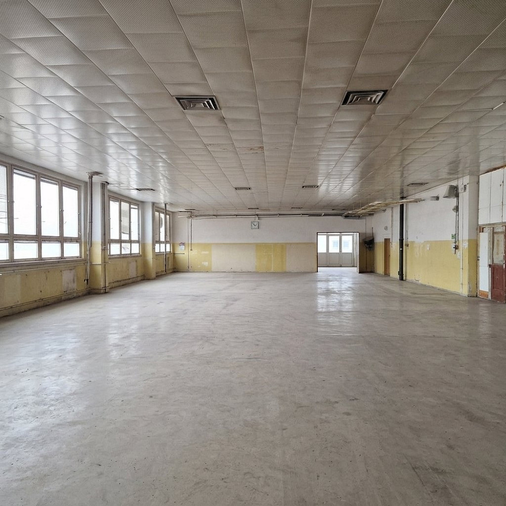 Pronájem výrobních prostor 918 m²