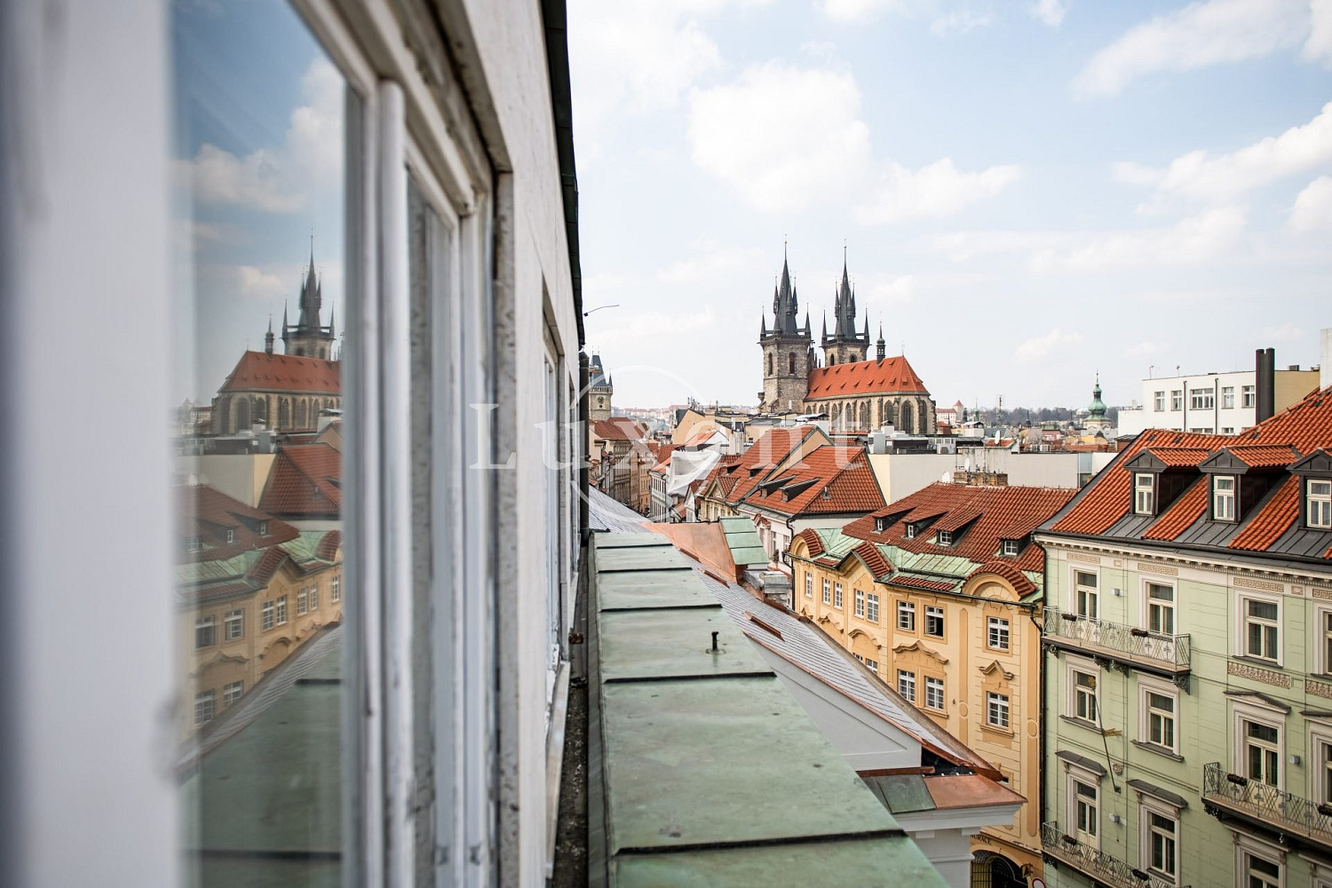 Pronájem kanceláře 194 m² – fotografie 3