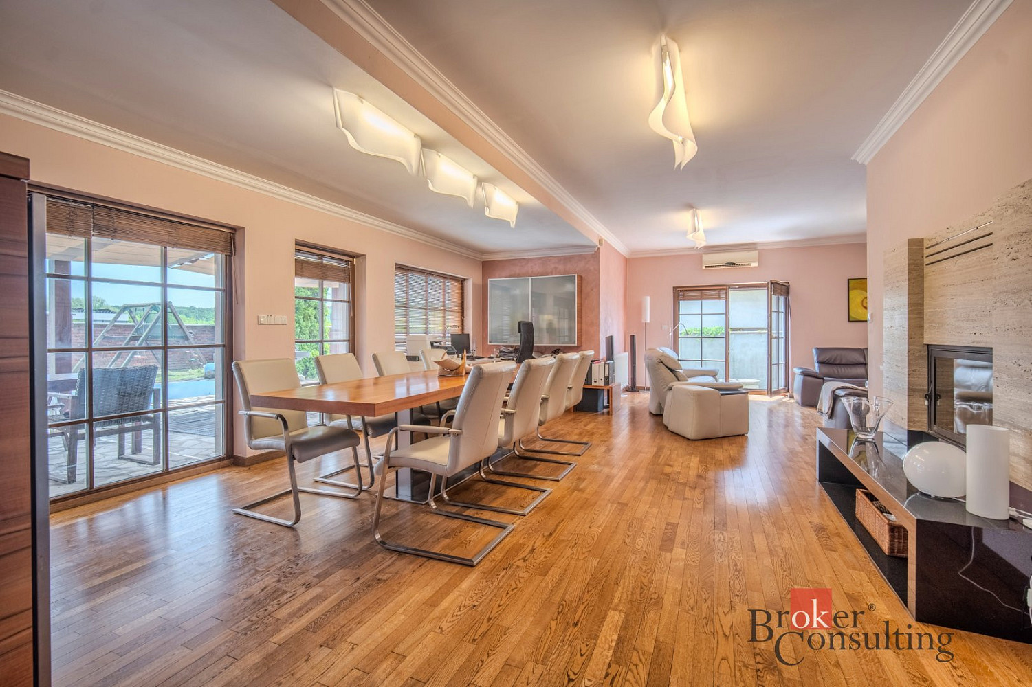 Prodej domu 307 m² s pozemkem 874 m² — photo 3