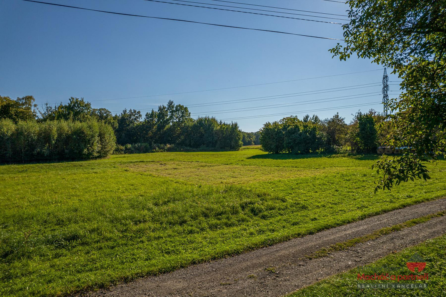 Prodej stavebního pozemku 1 685 m²
