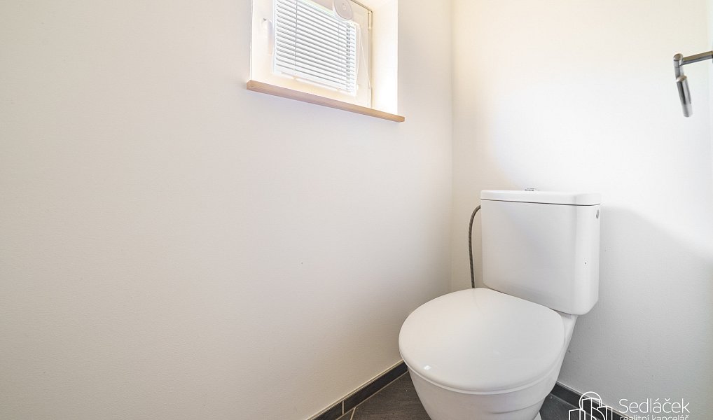 Prodej domu 150 m² s pozemkem 769 m², Kaceřov – náhled fotky 14