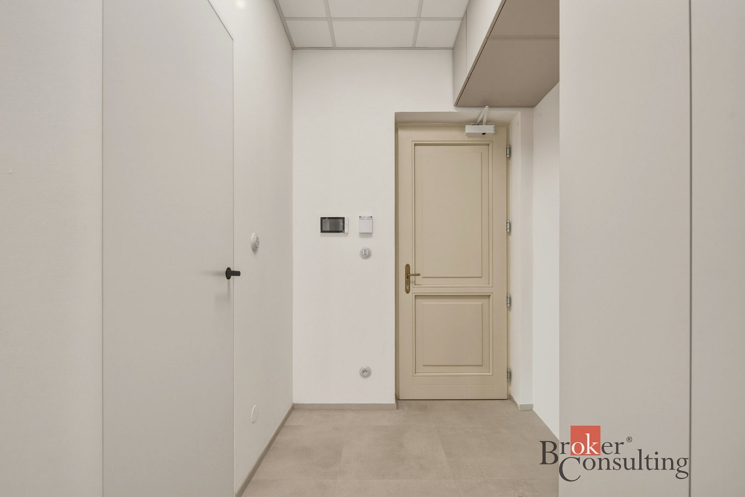 Pronájem bytu 1+kk 48 m² – fotografie 3