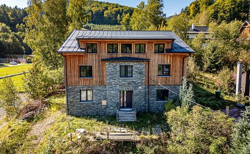 Prodej domu 423 m² s pozemkem 755 m², Žacléř - Prkenný Důl, okres Trutnov
