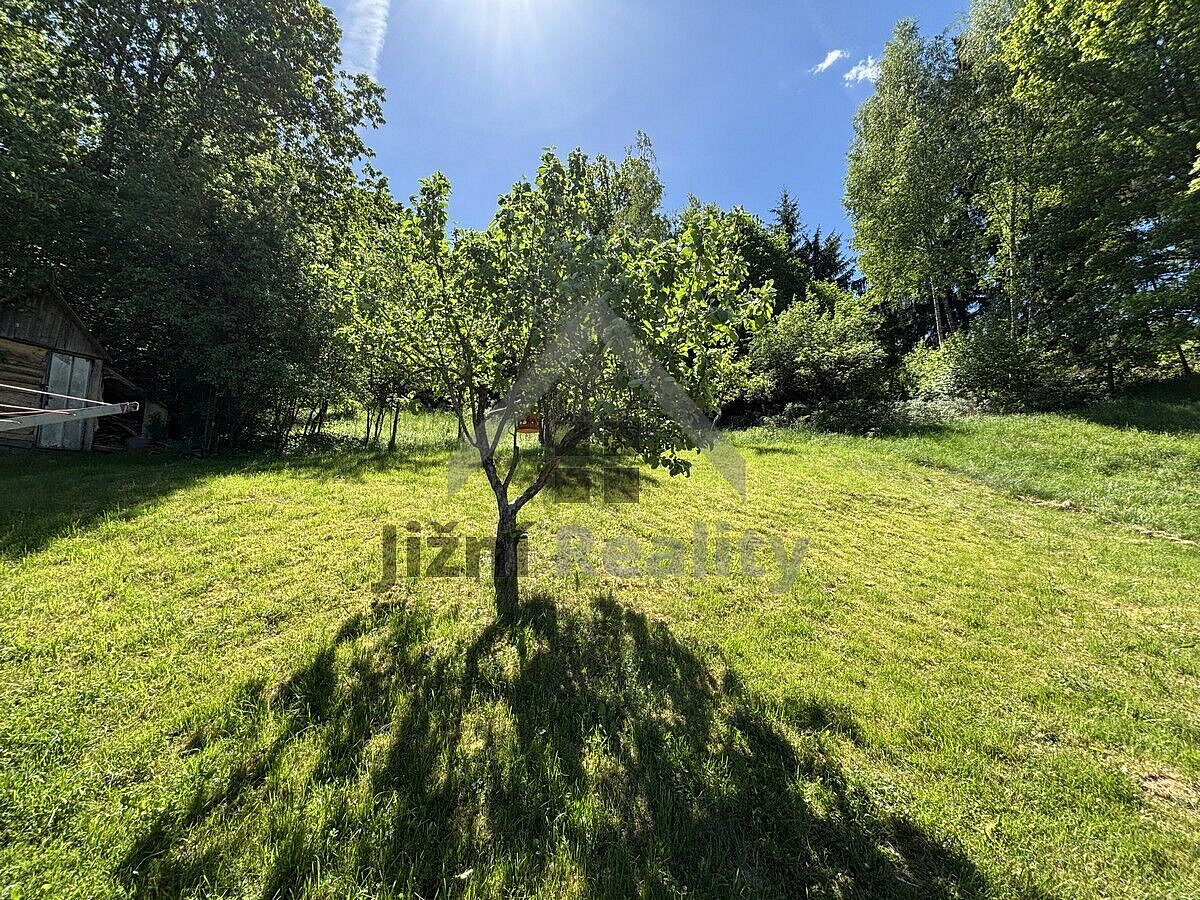 Prodej domu 180 m² s pozemkem 1 231 m² – pohled 3
