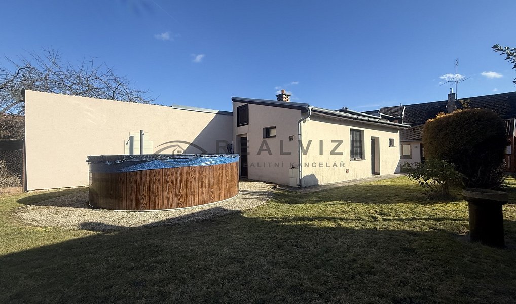 Prodej domu 245 m² s pozemkem 655 m², Ševětín – náhled fotky 22