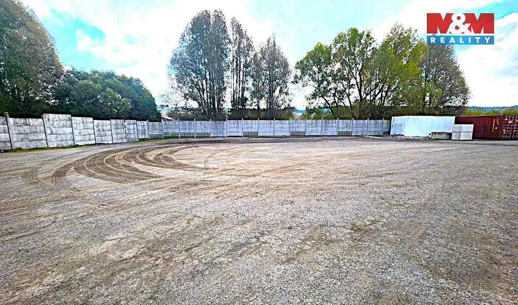 Pronájem pozemku 700 m², Tymákov – náhled fotky 3