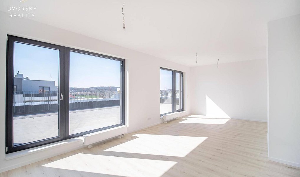 Prodej bytu 4+kk 208 m², Hovorčovice – náhled fotky 2