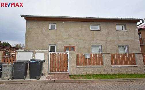 Pronájem bytu 3+kk 44 m², Konečná, Libiš, okres Mělník