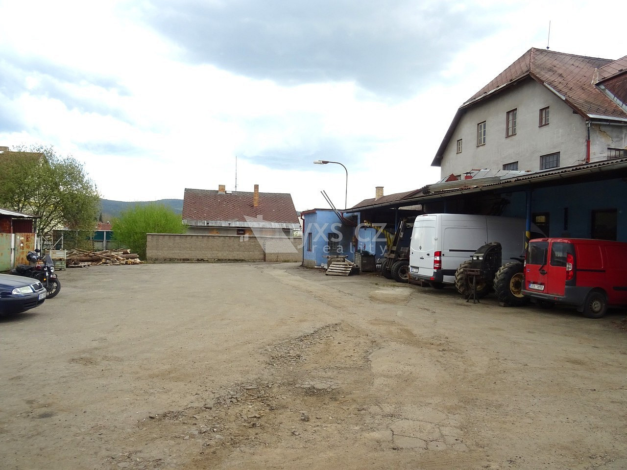 Prodej výrobních prostor 1 200 m² - Mehr