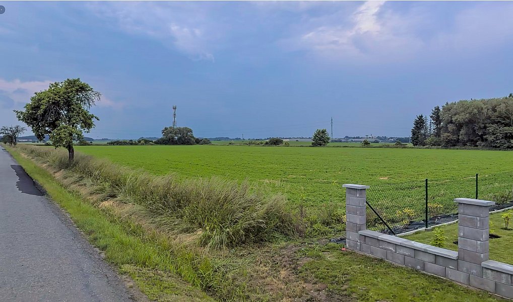 Prodej stavebního pozemku 800 m², Dolany – náhled fotky 2