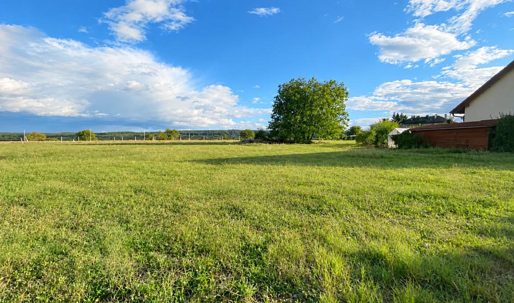 Prodej stavebního pozemku 1 162 m², Horka – náhled fotky 2