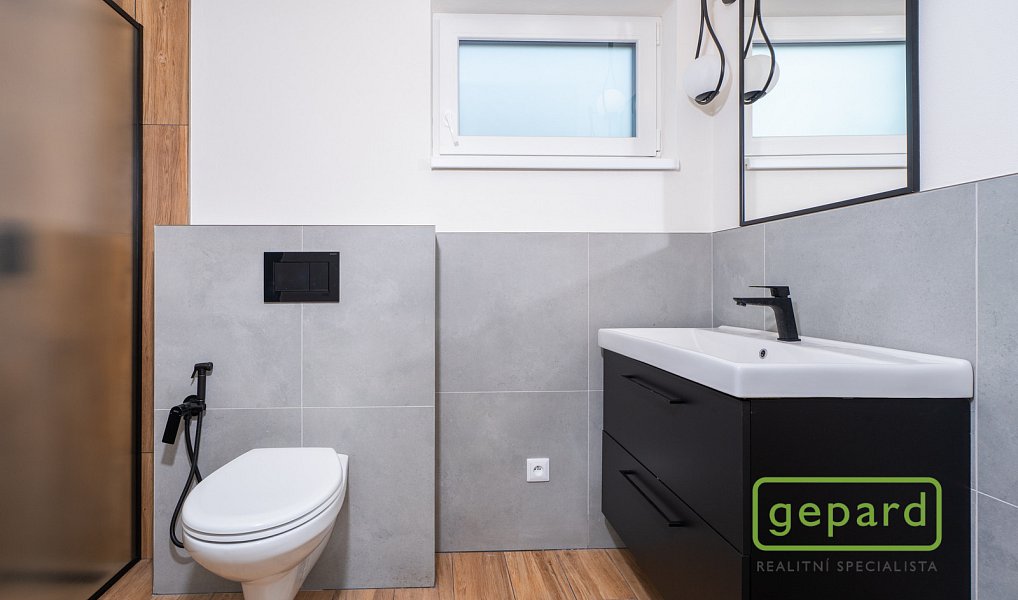 Prodej domu 82 m² s pozemkem 323 m², Černošice – náhled fotky 31