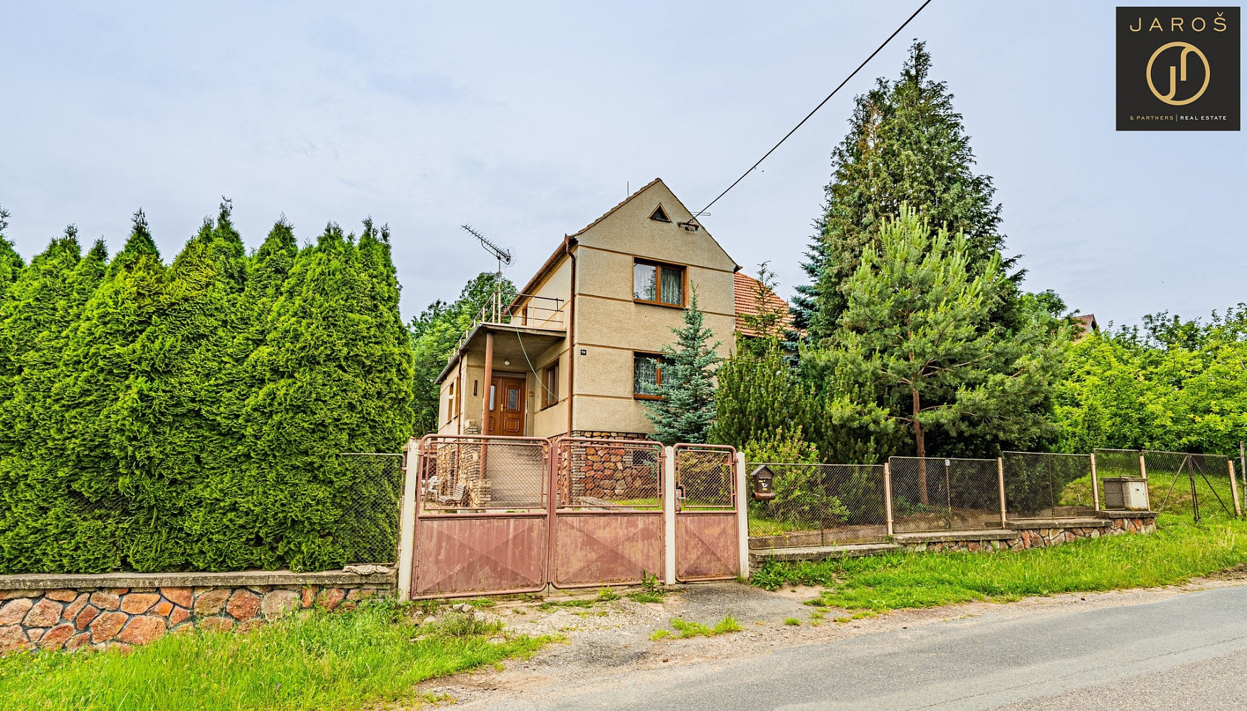 Prodej domu 277 m² s pozemkem 1 132 m²
