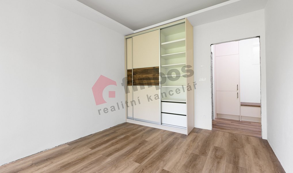 Prodej bytu 2+1 37 m², Benecko – náhled fotky 13