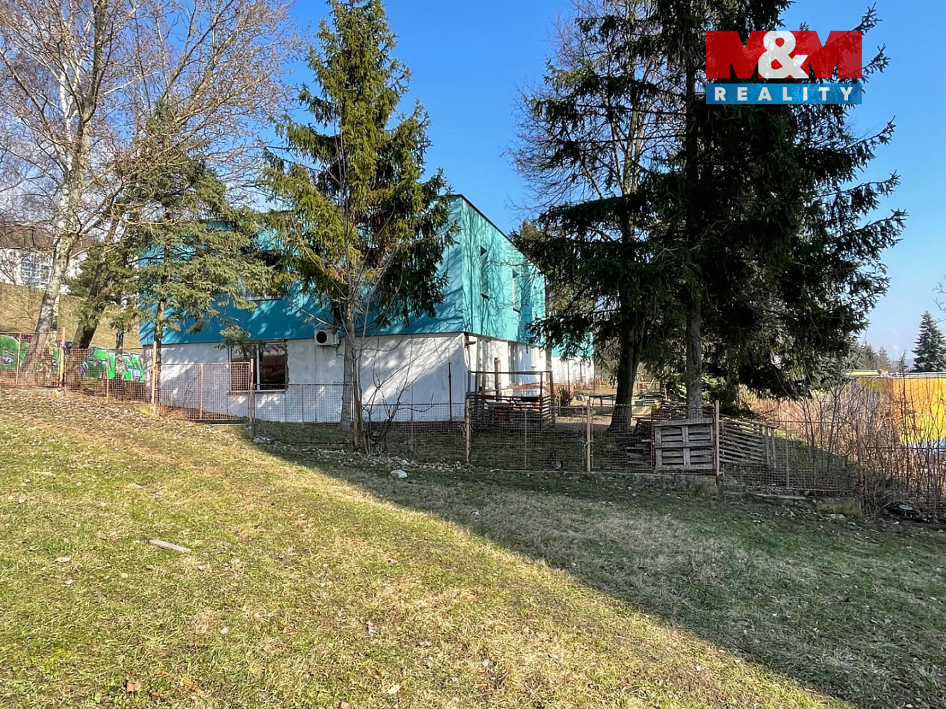 Prodej nájemního domu, činžáku 1 000 m² — photo 4
