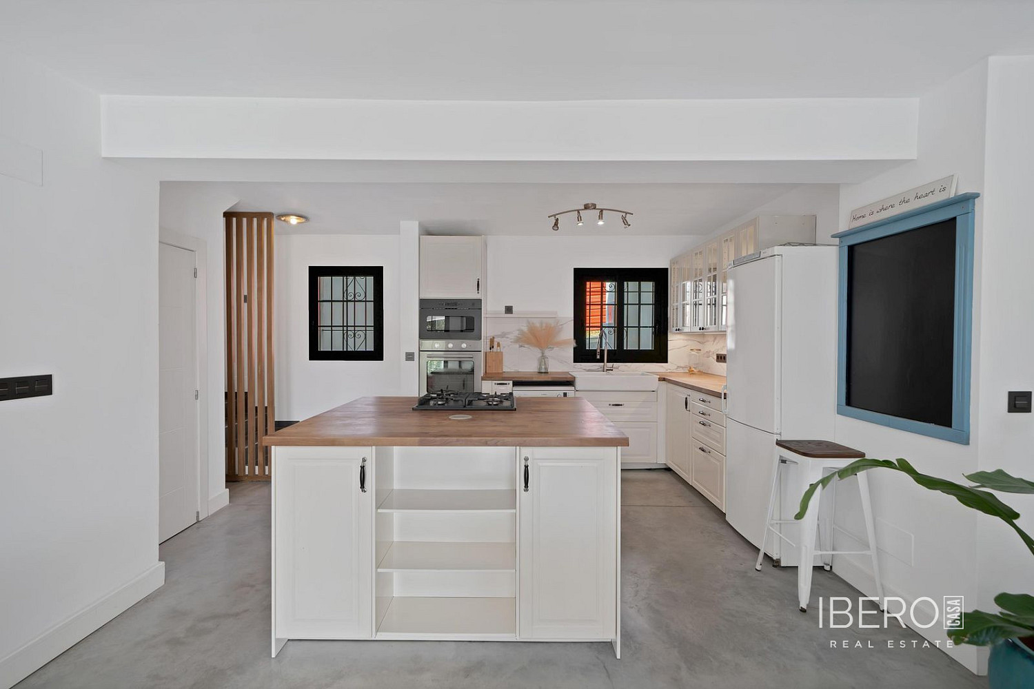 Prodej domu 171 m² s pozemkem 273 m² - Vista 5