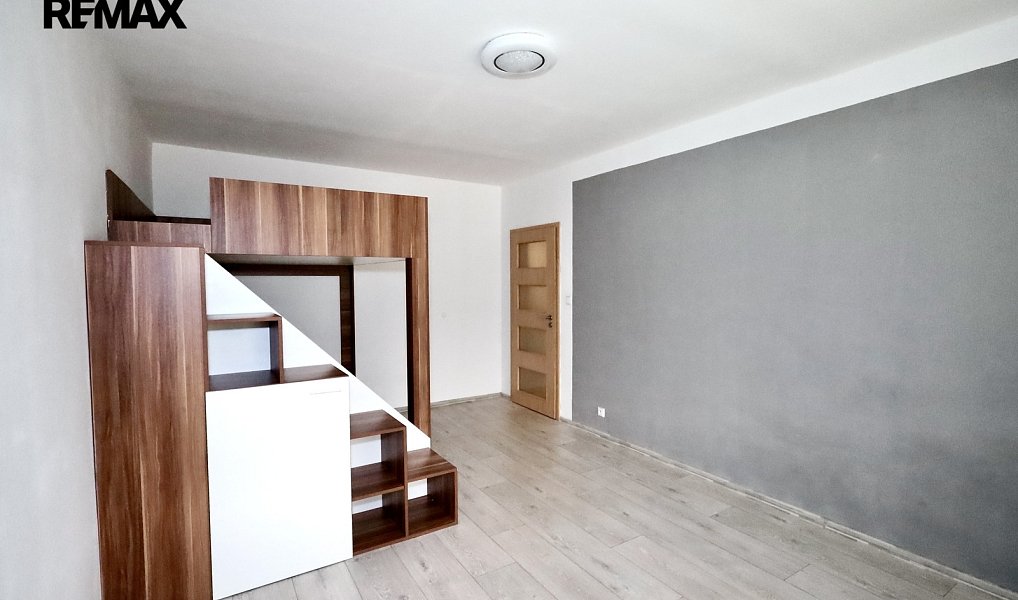 Pronájem bytu 2+1 63 m², Poniklá – náhled fotky 7