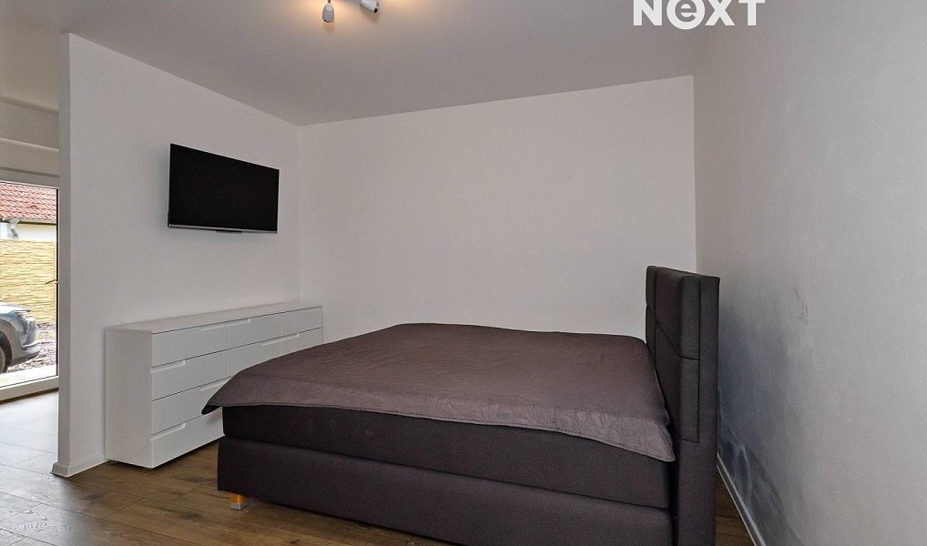Prodej domu 212 m² s pozemkem 1 302 m², Lužec nad Cidlinou – náhled fotky 12