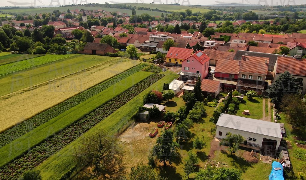 Prodej domu 366 m² s pozemkem 792 m², Podolí – náhled fotky 2