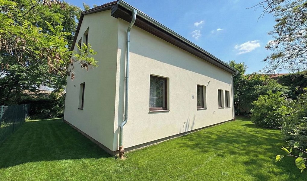 Prodej domu 242 m² s pozemkem 121 m², Praha – náhled fotky 4