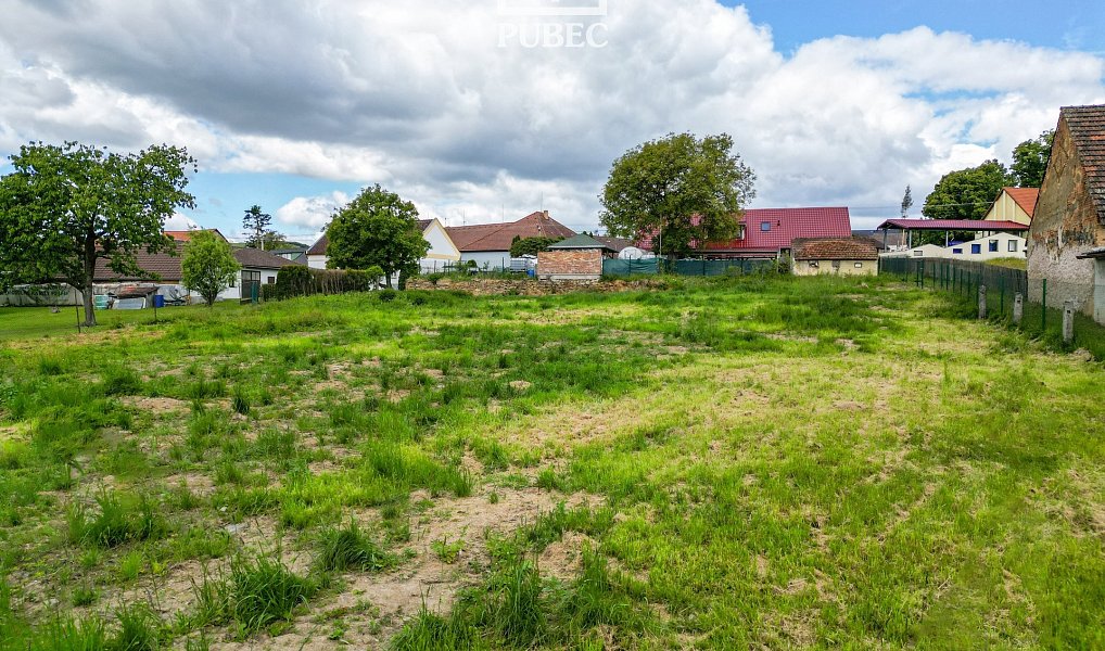 Prodej stavebního pozemku 2 325 m², Měcholupy – náhled fotky 3