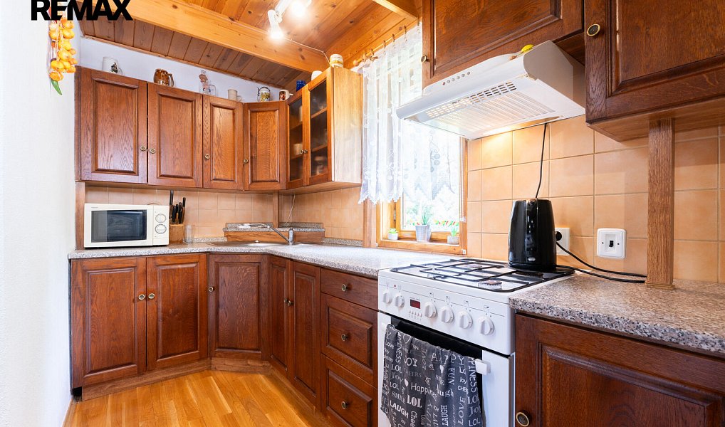 Prodej domu 136 m² s pozemkem 1 737 m², Český Jiřetín – náhled fotky 11
