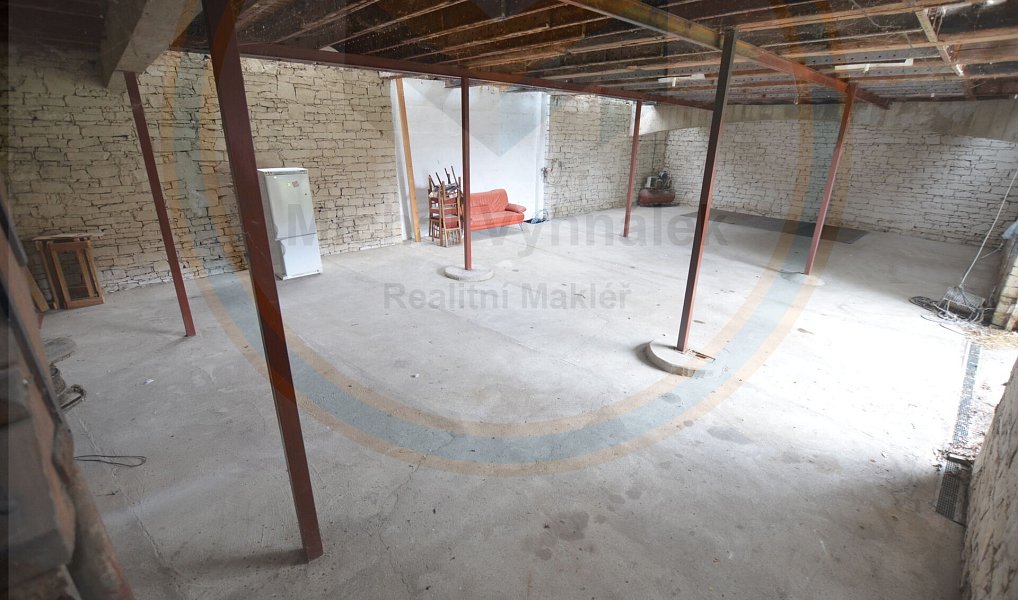 Pronájem zemědělského objektu 130 m², Hrobce – náhled fotky 3