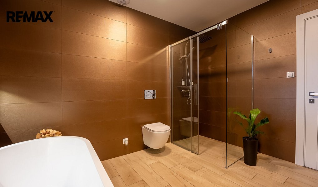 Prodej domu 172 m² s pozemkem 1 031 m², Jemnice – náhled fotky 16