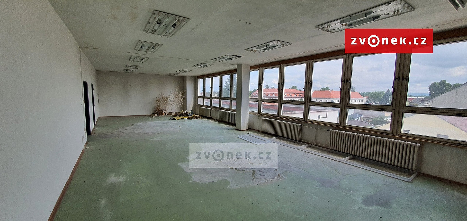 Pronájem obchodních prostor 275 m² – fotografie 5